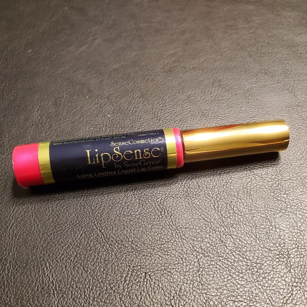 Lip gloss